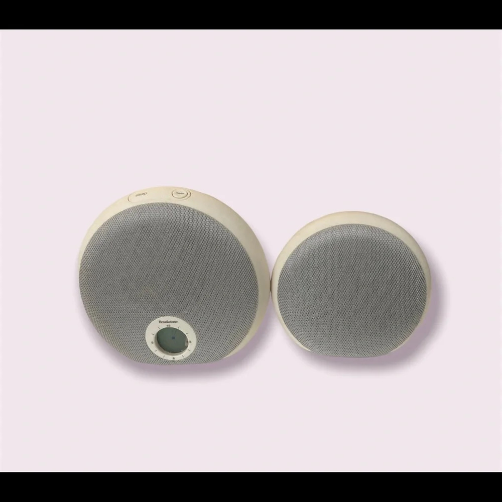 Brookstone Relaxing Sound Machine